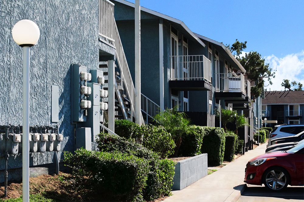 Take a tour today and view Exteriors 9 for yourself at the Parc Mountain View Apartments