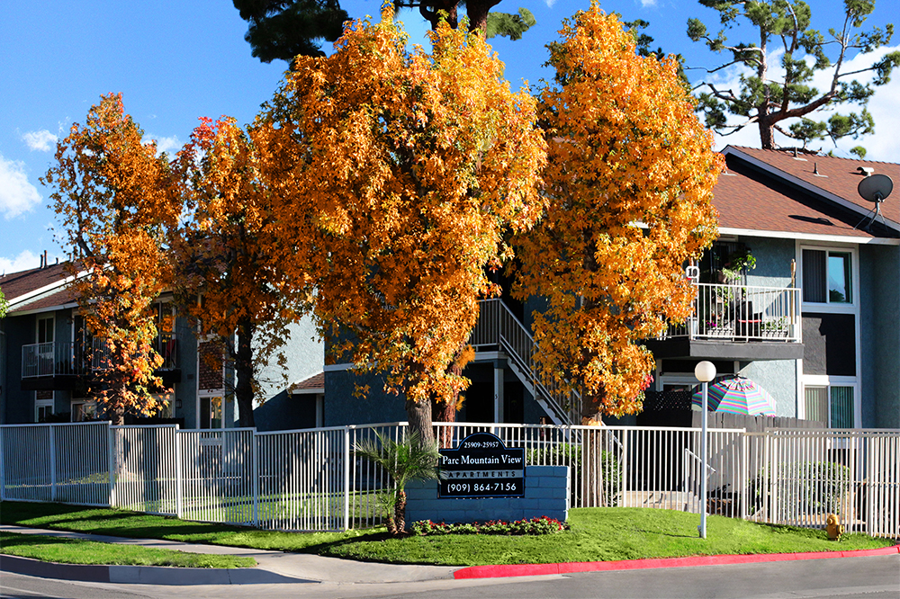 This image displays entrance photo of Parc Mountain View Apartments